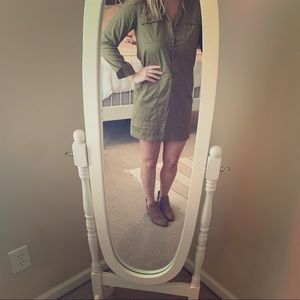 LOFT Women’s green casual dress